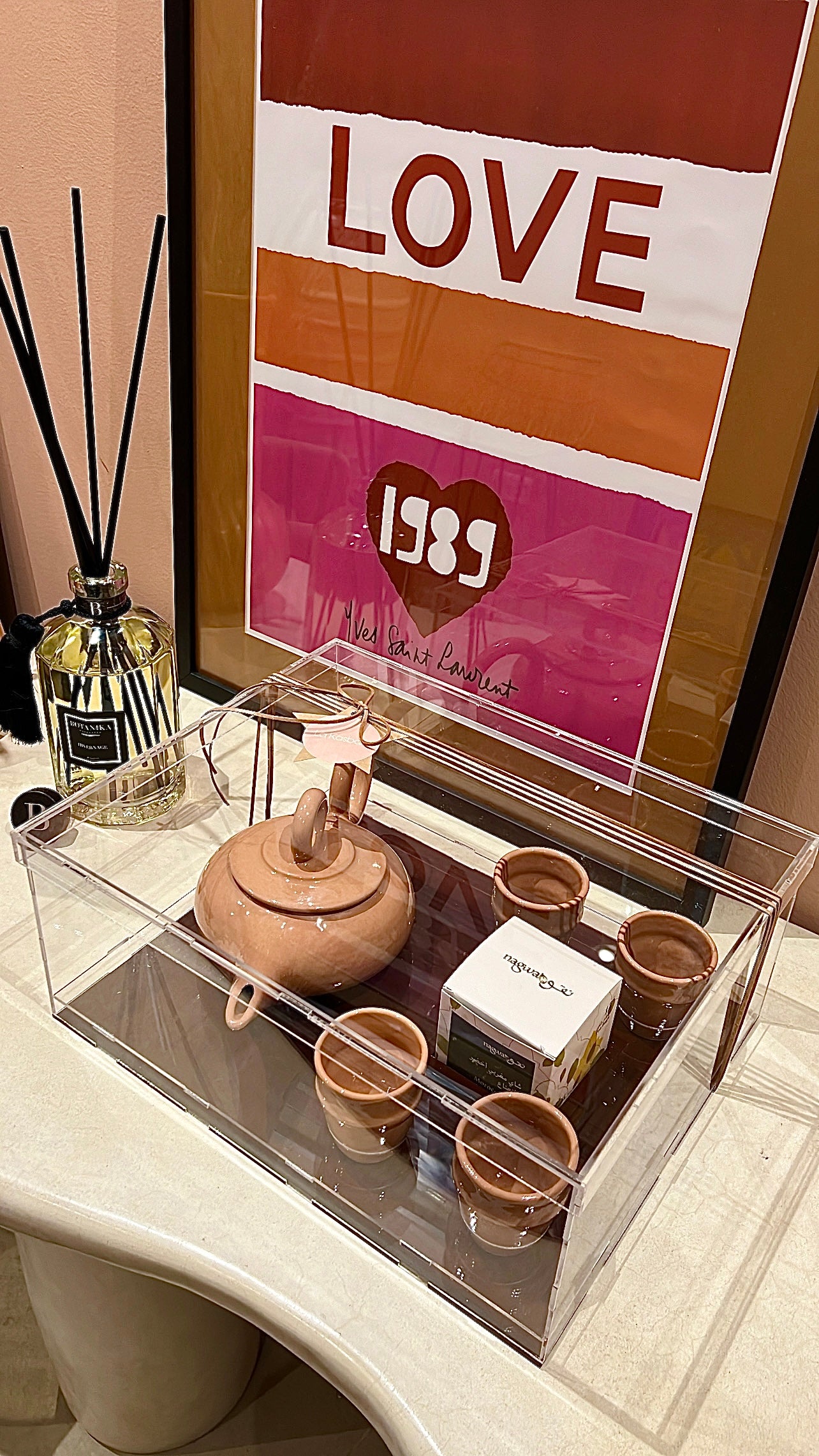 Moroccan tea set acrylic box