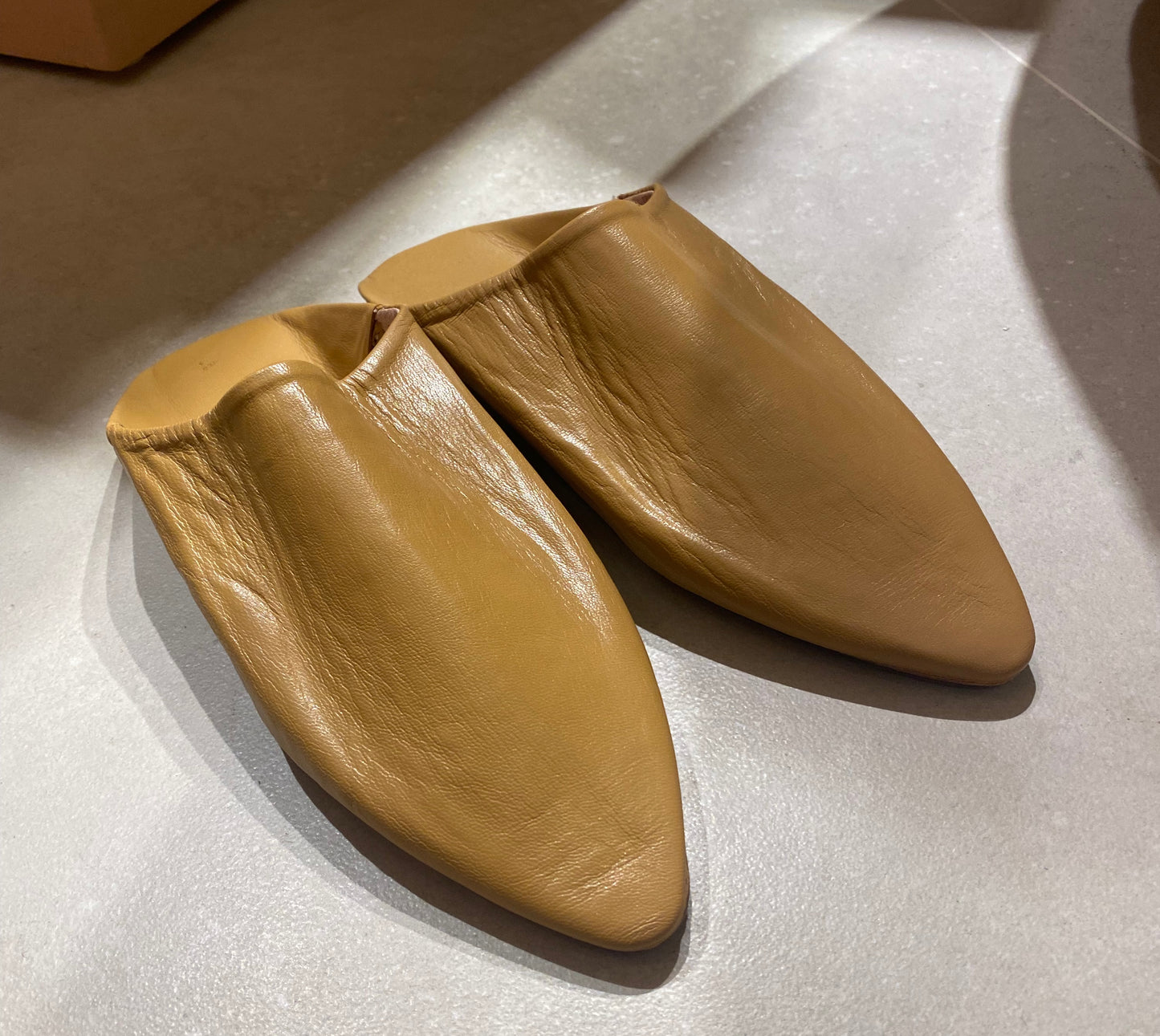 Babouche Leather