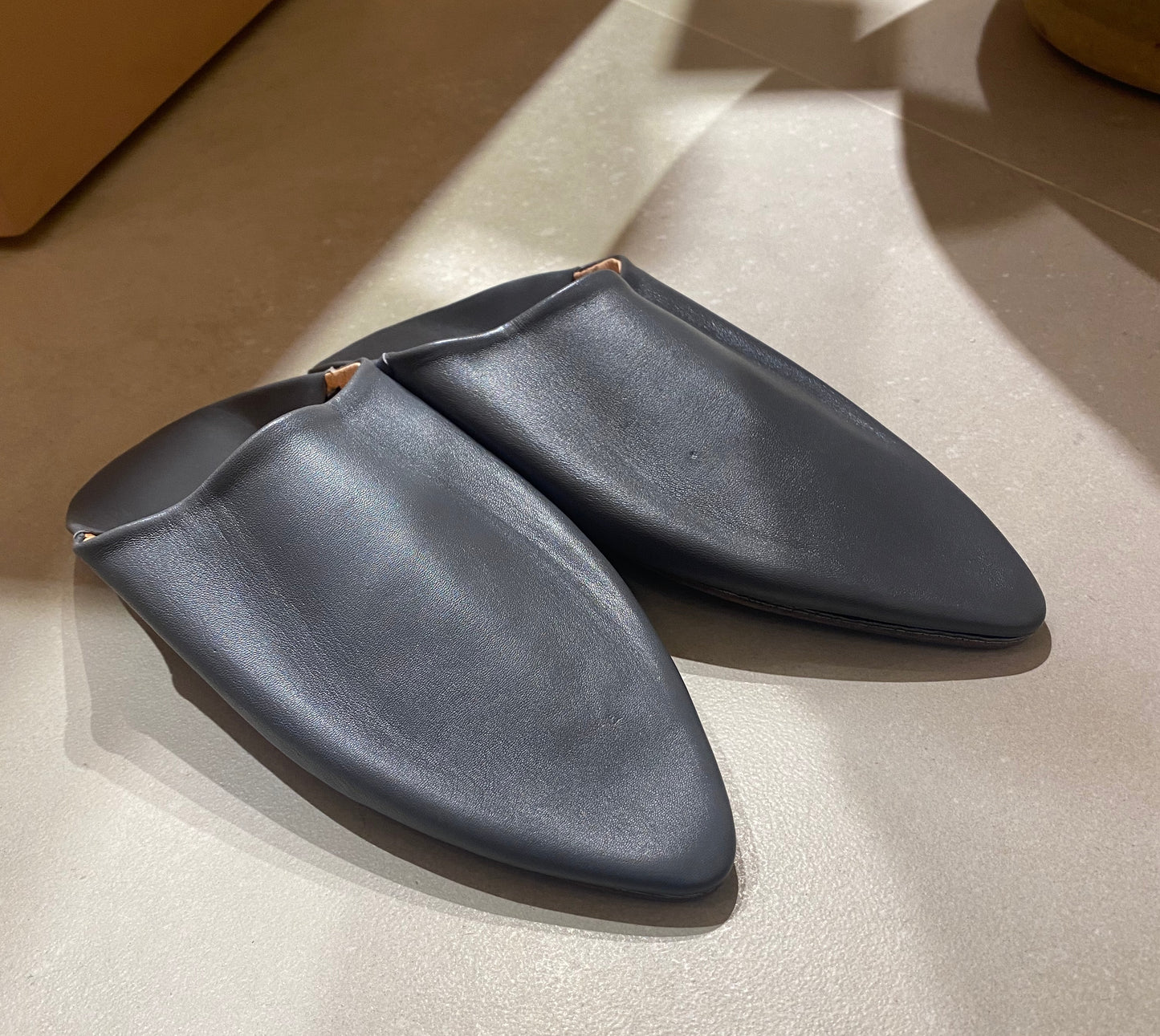 Babouche Leather