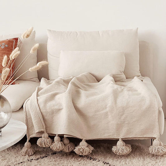 Pompom Wool Blanket